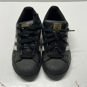 Adidas Superstar Sneakers